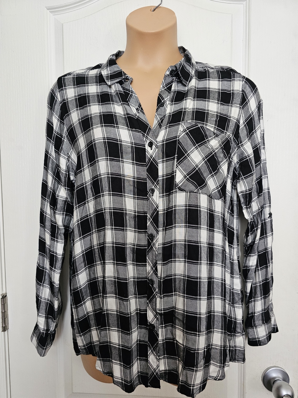 Staccato L Black & White Plaid Button-Up Shirt
